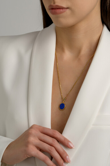 Mare Pendant Necklace