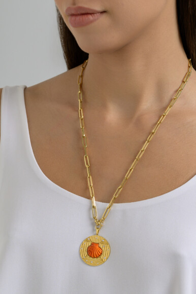 Golden Shell Diamond Pendant Necklace