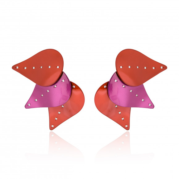 A.ER.AP0151_RED_FCH_RED_Anastasia Kessaris_Tulip Petal Red Titanium Earrings