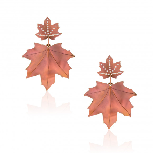 A.ER.AP0238_47_Anastasia Kessaris_Foliage Diamond Earrings