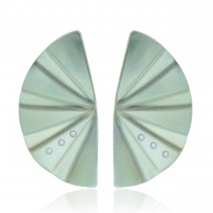 A.ER.MT0014_30_Anastasia Kessaris_Geisha Titanium Diamond Earrings