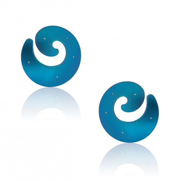 A.ER.MT0059_60_Anastasia Kessaris_Orbis Titanium Diamond Earrings