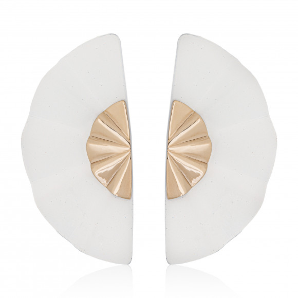 A.ER.MT0069_Anastasia Kessaris_Golden Geisha Titanium Earrings