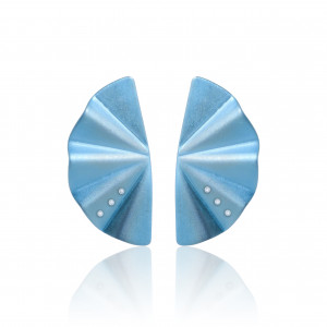 A.ER.MT0086_25_Anastasia Kessaris_Geisha Titanium Diamond Earrings