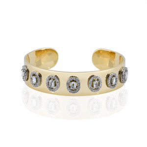 BRP.201288_Anastasia Kessaris_Oval Diamond Gold Bangle