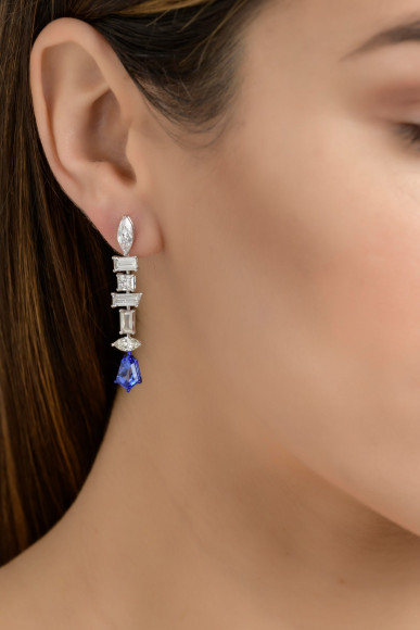 SKP.201106_Anastasia Kessaris_Fairytale Diamond and Sapphire Earrings