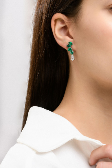 SKP.211545_Anastasia Kessaris_Emerald Diamond Earrings