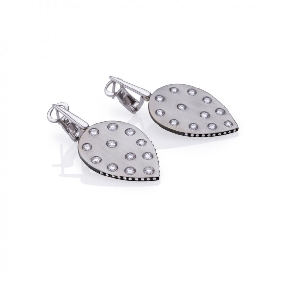 SKP170488_Anastasia Kessaris_ Statement Drop Diamond Earrings